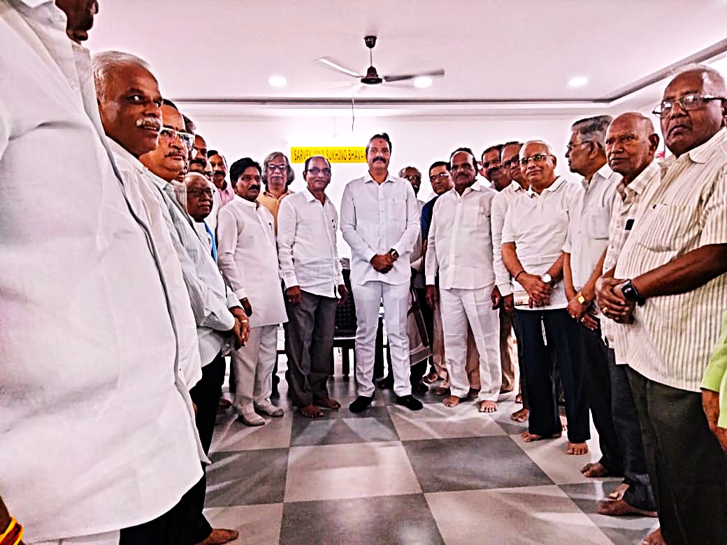 Group photo with Chief guest Jagadeeswar Goud Garu.jpg